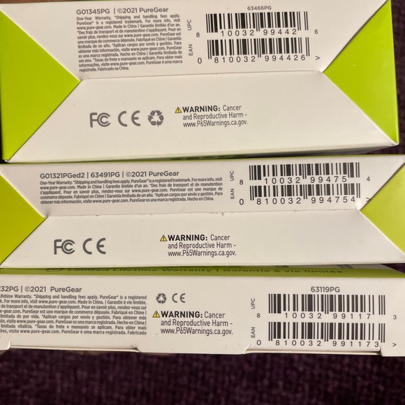 (2) PURE-GEAR FAST WIRELESS CHARGE PADS  (1) LIGHTNING USB CABLE (1) MAG PAD 15W - Picture 6 of 6
